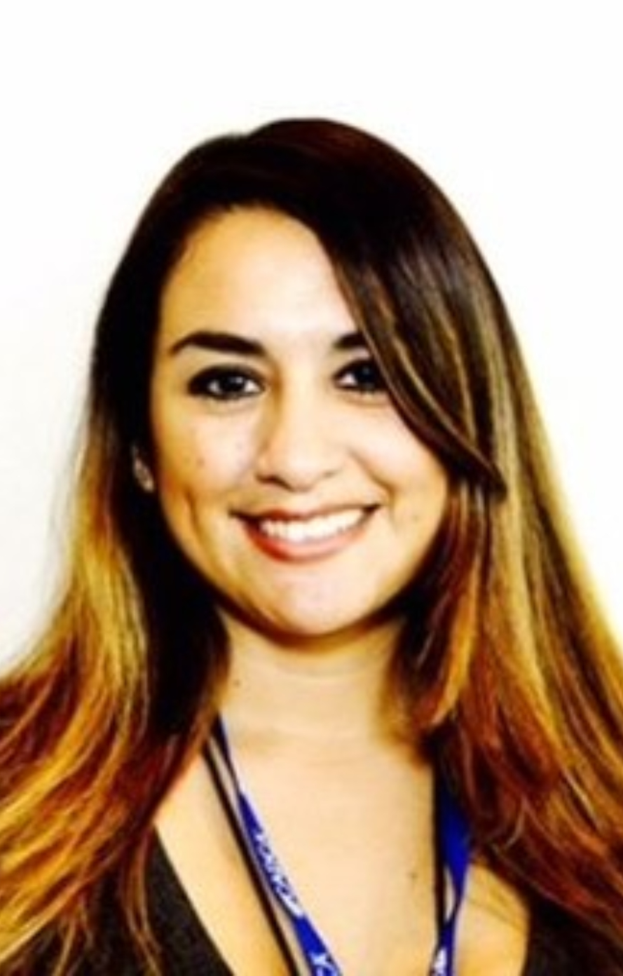 Headshot Elizabeth Perez